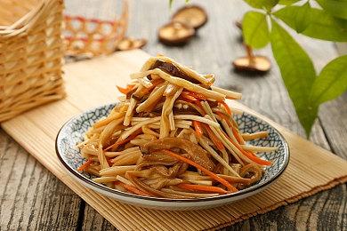 《铁拳8》公开白色死神德拉古诺夫预告